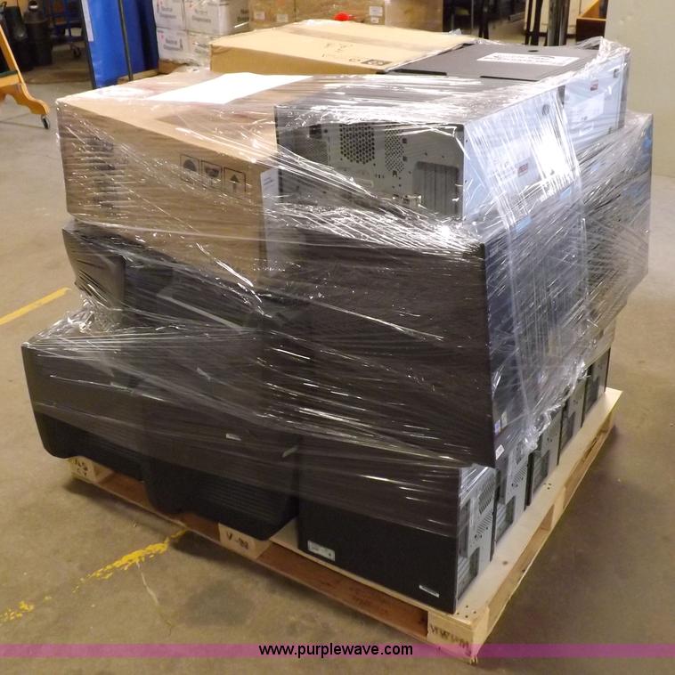 image for item H7161 (12) IBM Thinkcenter 8189-W6Q desktop computers