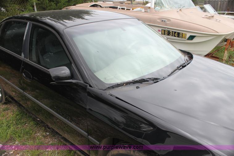 image for item H7451 2003 Chevrolet Impala LS