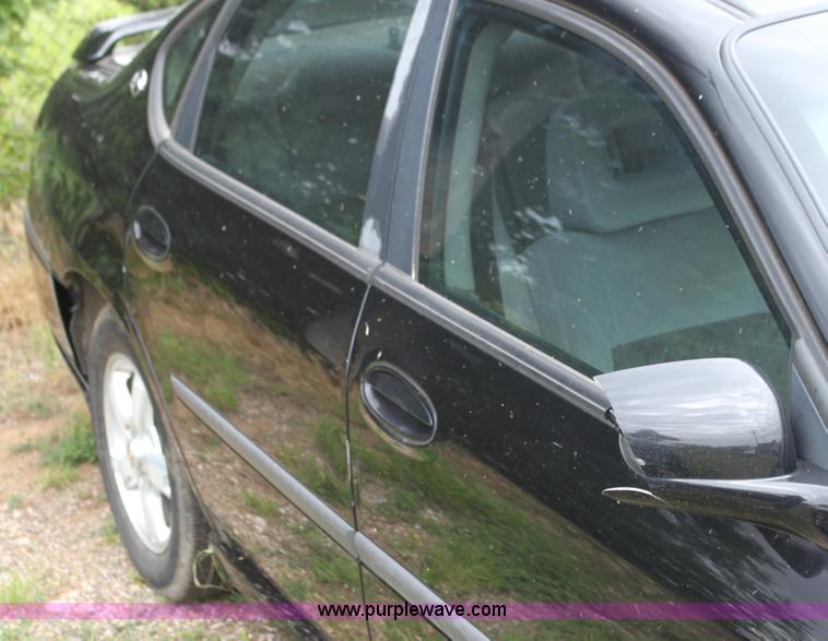 image for item H7451 2003 Chevrolet Impala LS