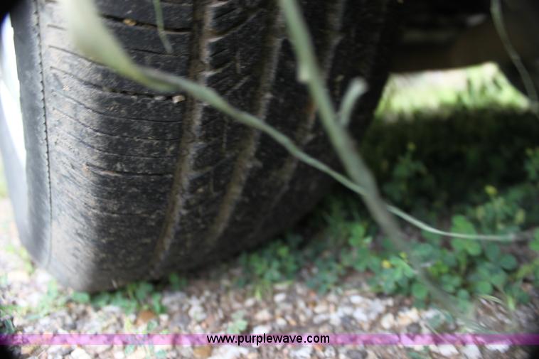 image for item H7451 2003 Chevrolet Impala LS