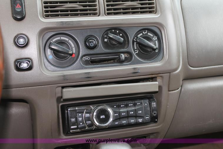 image for item H7453 1998 Mitsubishi Montero Sport LS SUV