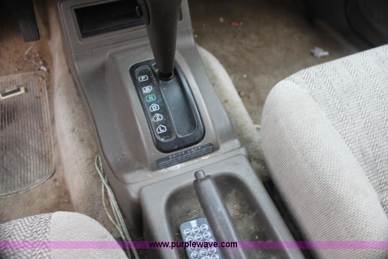 image for item H7453 1998 Mitsubishi Montero Sport LS SUV