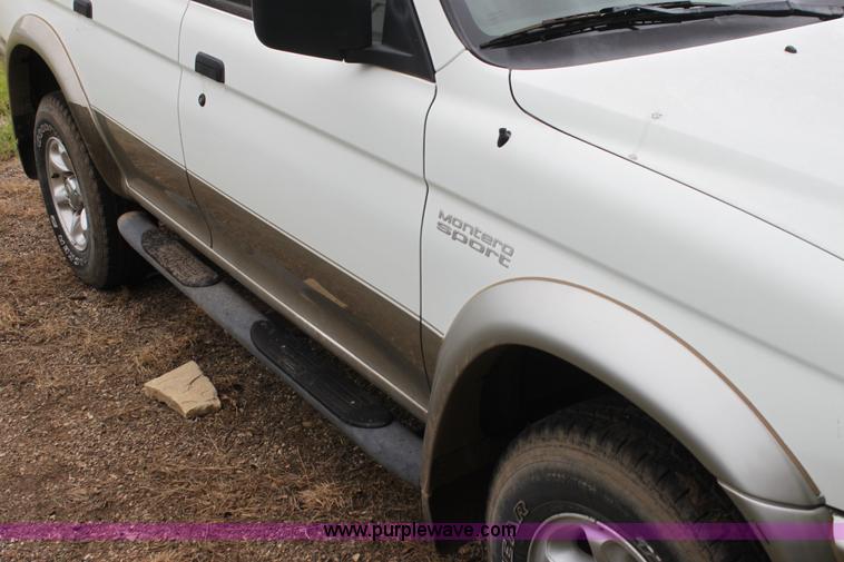 image for item H7453 1998 Mitsubishi Montero Sport LS SUV