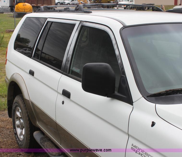 image for item H7453 1998 Mitsubishi Montero Sport LS SUV