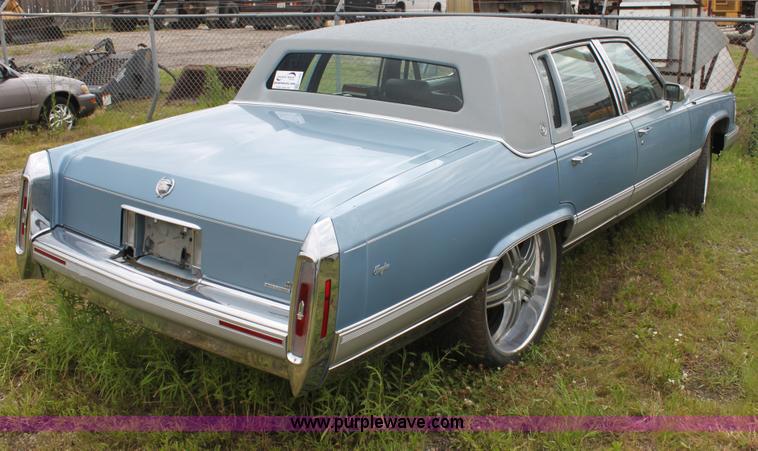 image for item H7454 1991 Cadillac Brougham