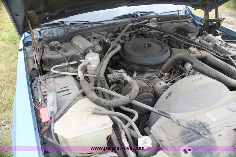 image for item H7454 1991 Cadillac Brougham