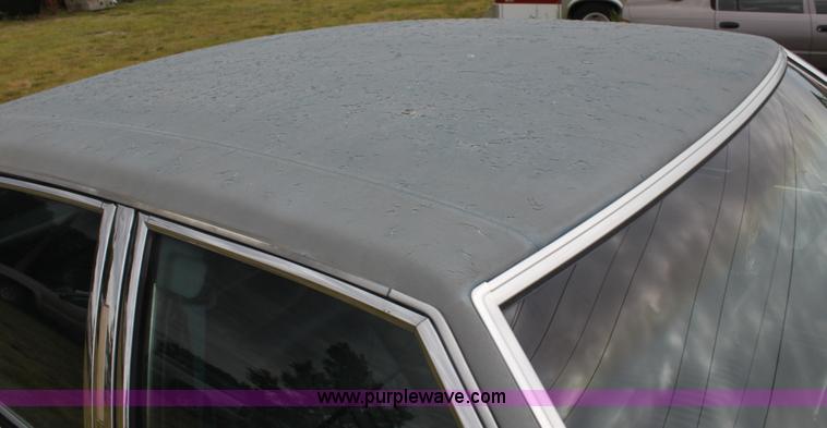 image for item H7454 1991 Cadillac Brougham