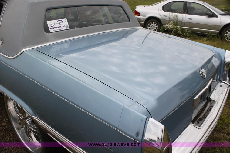 image for item H7454 1991 Cadillac Brougham
