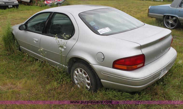 image for item H7455 2000 Dodge Stratus ES