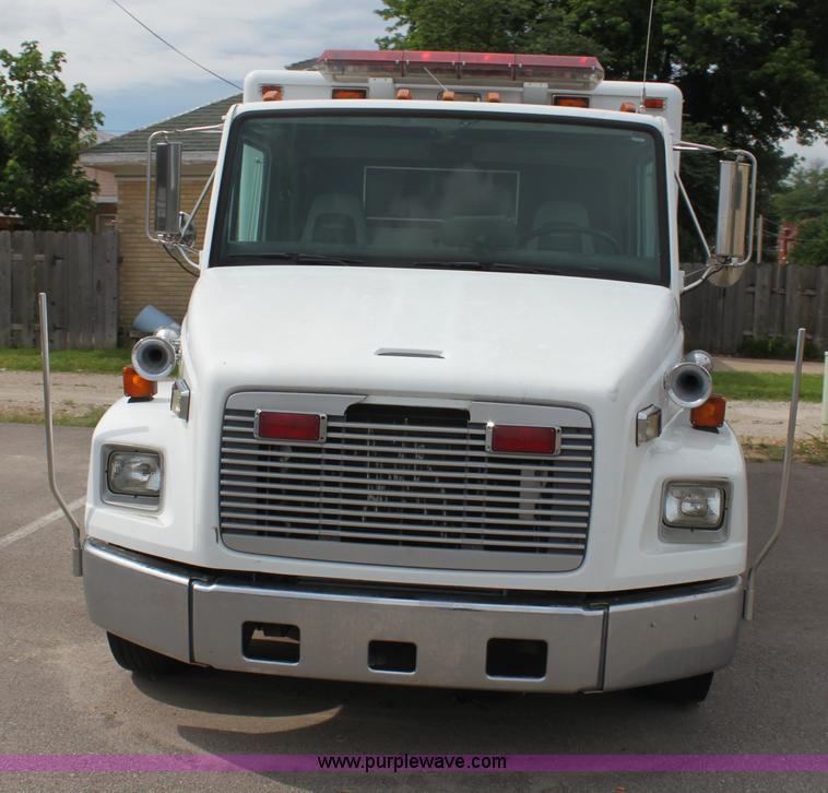 image for item H7456 1996 Freightliner FL60 emergency vehicle