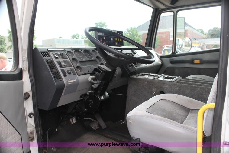 image for item H7456 1996 Freightliner FL60 emergency vehicle