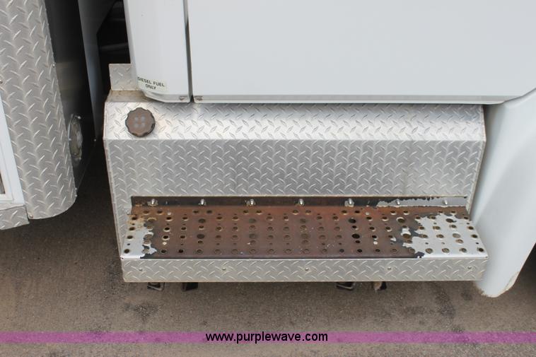 image for item H7456 1996 Freightliner FL60 emergency vehicle