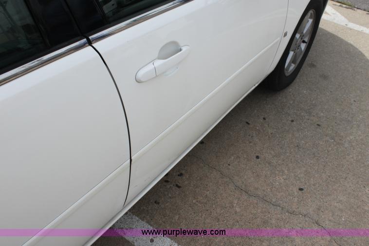 image for item H7457 2008 Chevrolet Impala LT