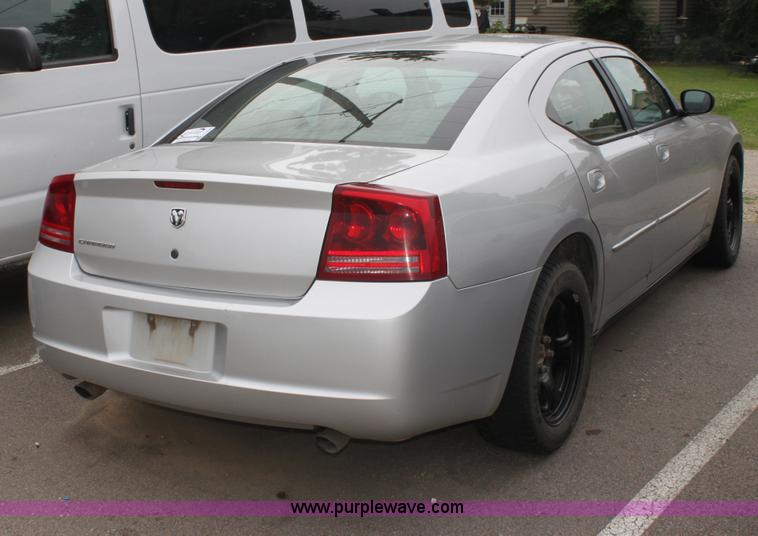 image for item H7458 2007 Dodge Charger