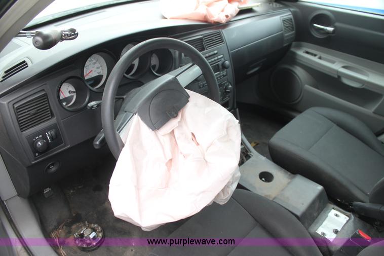 image for item H7458 2007 Dodge Charger