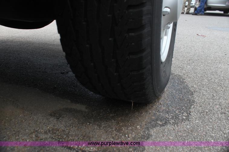 image for item H7459 2002 Ford Econoline E350 Extended van