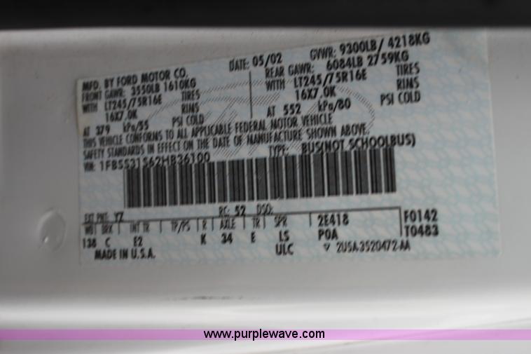 image for item H7459 2002 Ford Econoline E350 Extended van