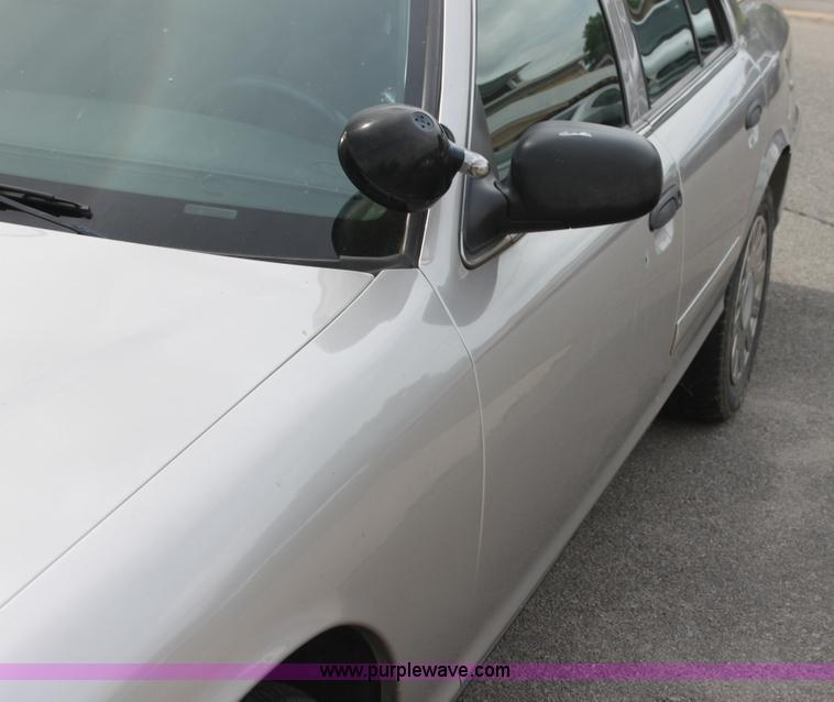 image for item H7460 2005 Ford Crown Victoria Police Interceptor