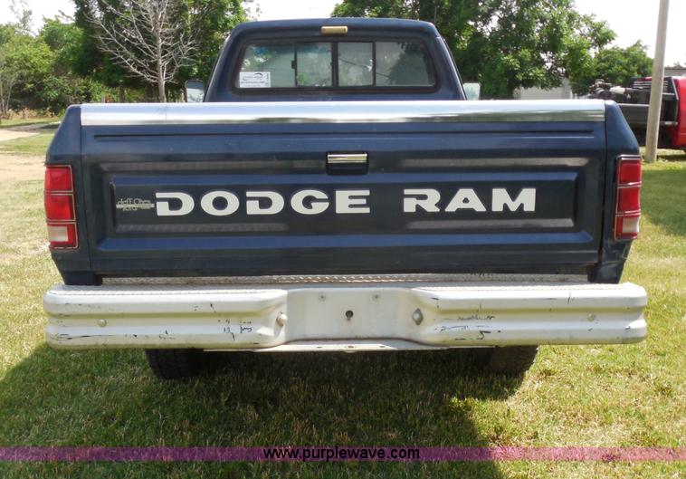 image for item H9996 1986 Dodge W250 pickup truck