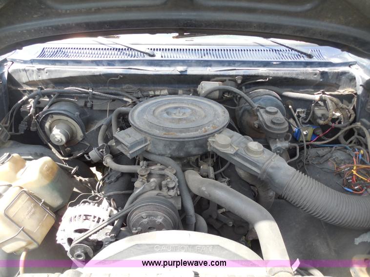 image for item H9996 1986 Dodge W250 pickup truck