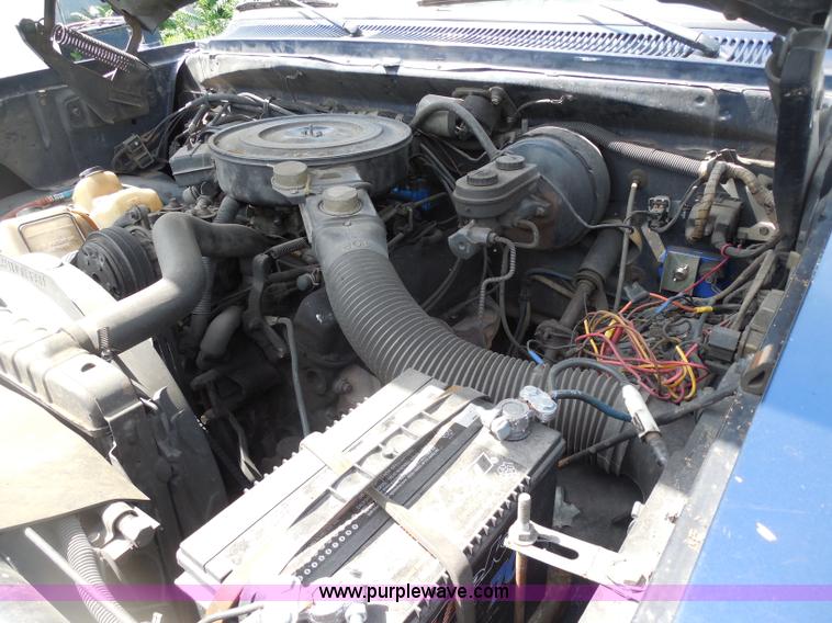 image for item H9996 1986 Dodge W250 pickup truck