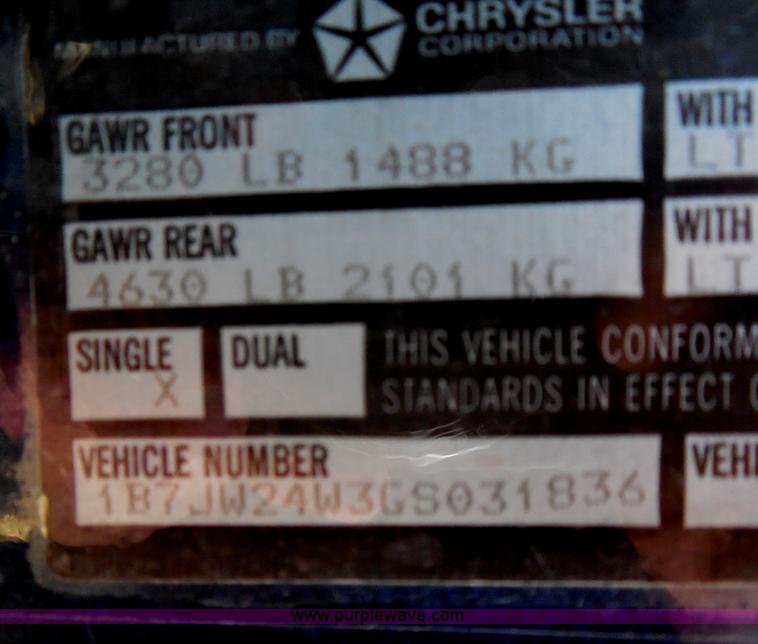 image for item H9996 1986 Dodge W250 pickup truck