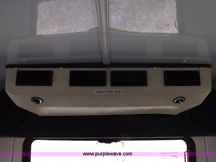 image for item I7742 1990 Ford Econoline E350 bus