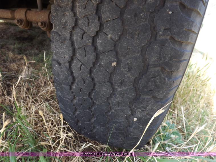 image for item I7742 1990 Ford Econoline E350 bus