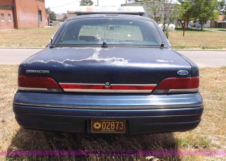 image for item I7743 1993 Ford Crown Victoria Police Interceptor