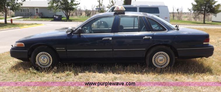 image for item I7743 1993 Ford Crown Victoria Police Interceptor