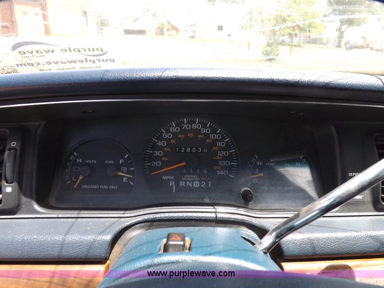 image for item I7743 1993 Ford Crown Victoria Police Interceptor