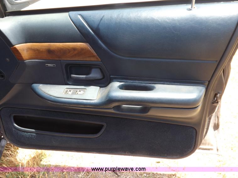 image for item I7743 1993 Ford Crown Victoria Police Interceptor