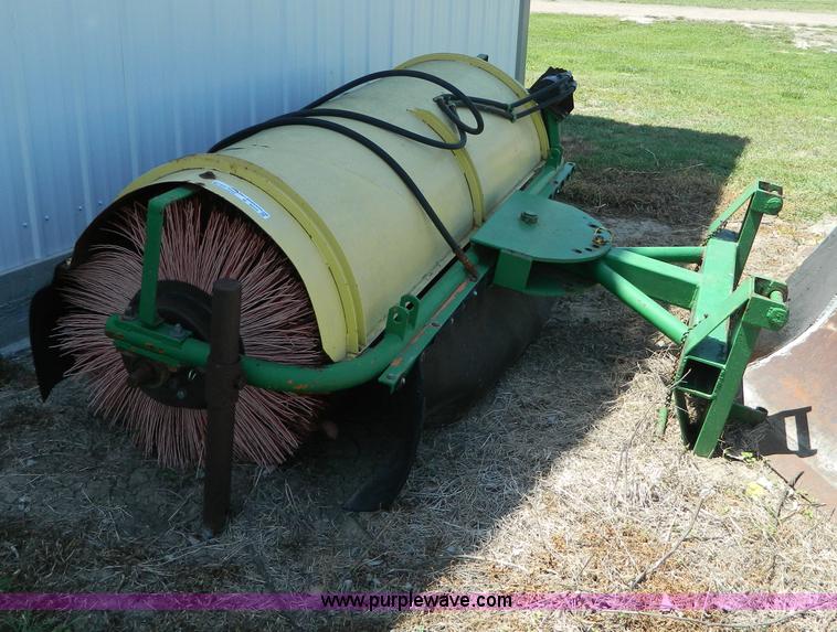 image for item W9005 Front mount 8' brush roller