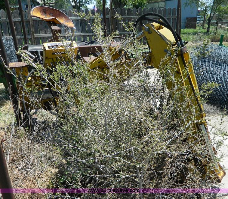 image for item W9007 Davis D100A backhoe attachment