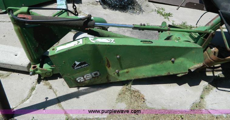 image for item W9008 John Deere 260 disc mower