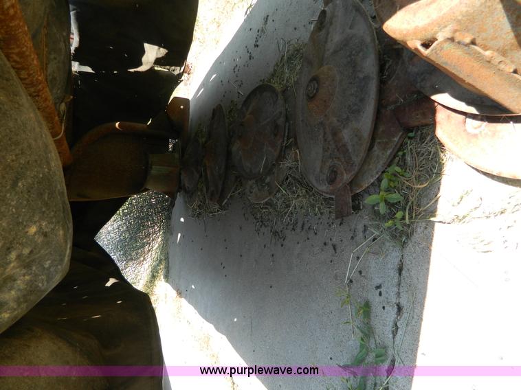 image for item W9008 John Deere 260 disc mower