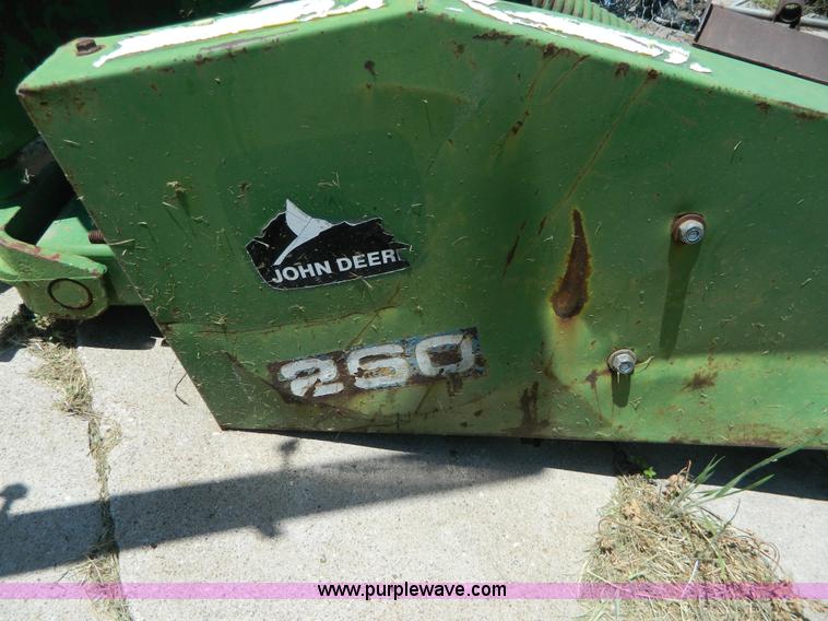 image for item W9008 John Deere 260 disc mower