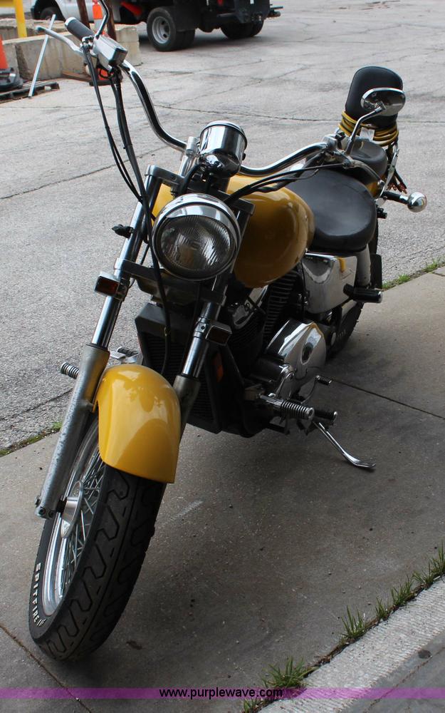 image for item X9397 1995 Honda motorcycle