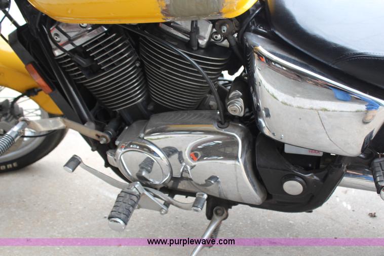 image for item X9397 1995 Honda motorcycle