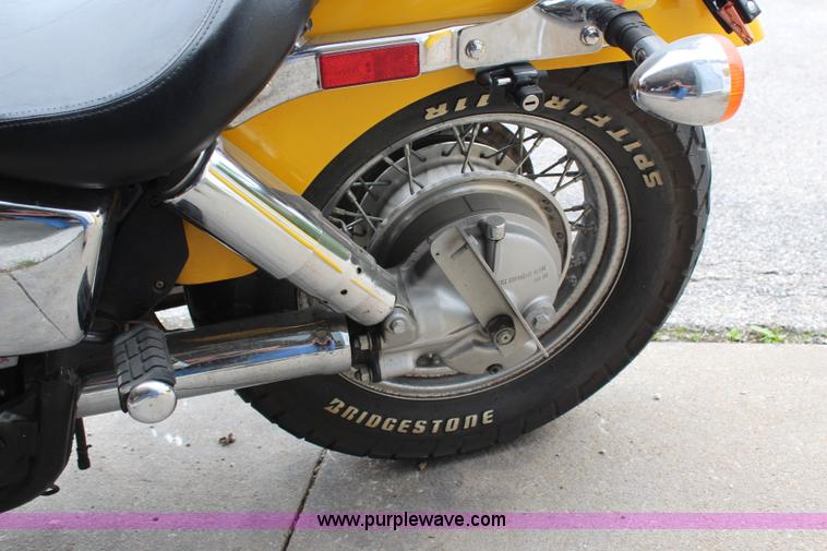 image for item X9397 1995 Honda motorcycle