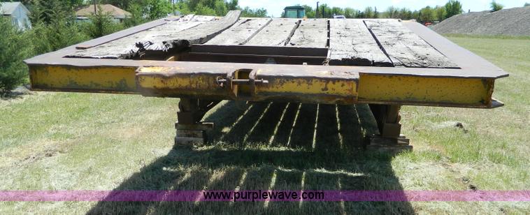 image for item Y9264 1975 Load King low boy trailer