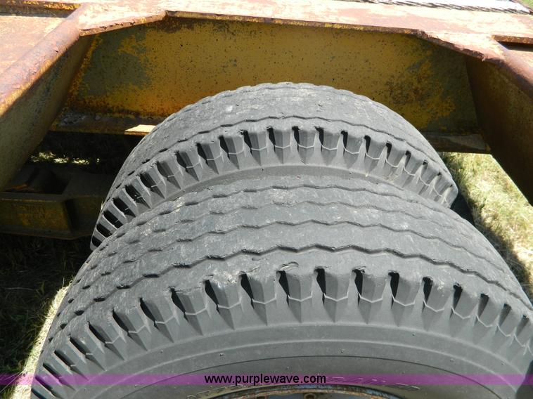 image for item Y9264 1975 Load King low boy trailer