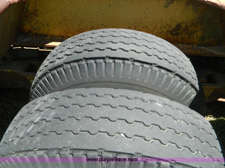 image for item Y9264 1975 Load King low boy trailer