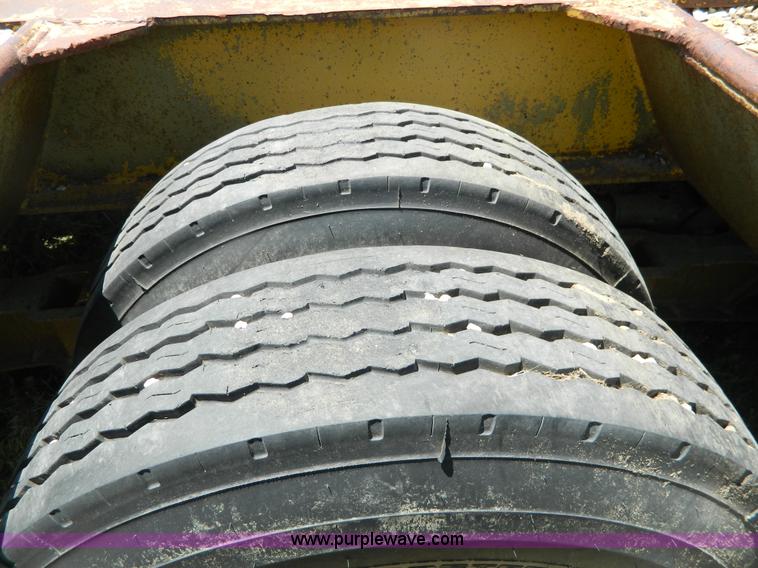 image for item Y9264 1975 Load King low boy trailer