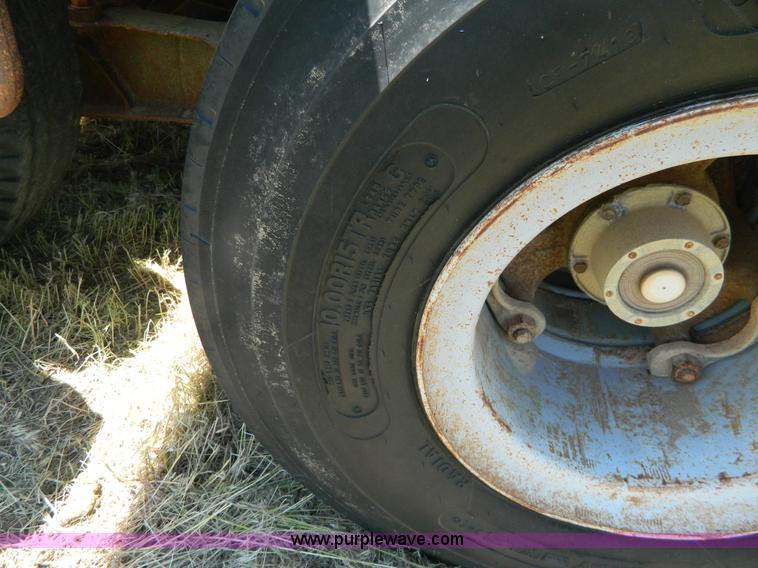 image for item Y9264 1975 Load King low boy trailer