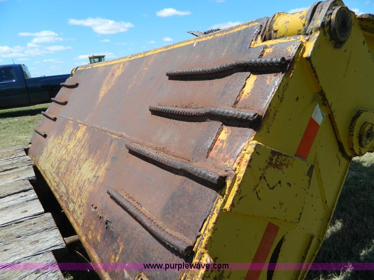 image for item Y9264 1975 Load King low boy trailer