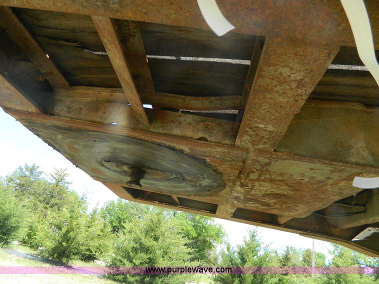 image for item Y9264 1975 Load King low boy trailer