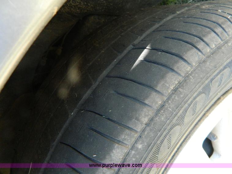 image for item Y9266 2006 Ford Crown Victoria Police Interceptor