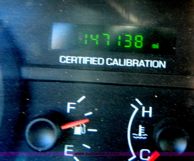 image for item Y9266 2006 Ford Crown Victoria Police Interceptor