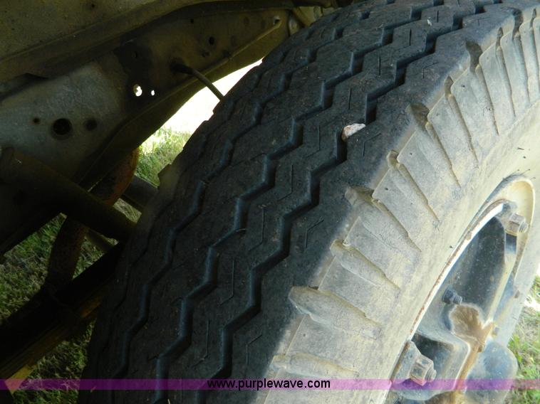 image for item Y9267 1975 Chevrolet C65